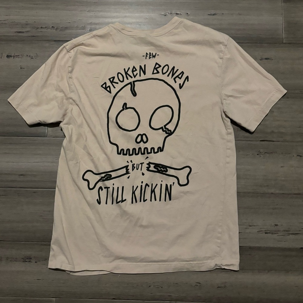 shirt - Picture 2 of 4